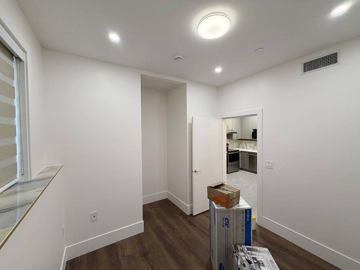 Additional image 6 of  10xx E 62nd Ave Vancouver Bc , Vancouver, BC, V5X 2H1
