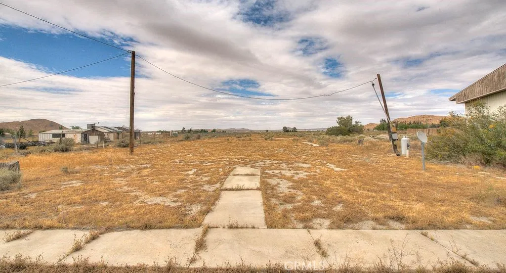 Additional image 30 of 1212 Smith Rd, El Mirage, CA 92301