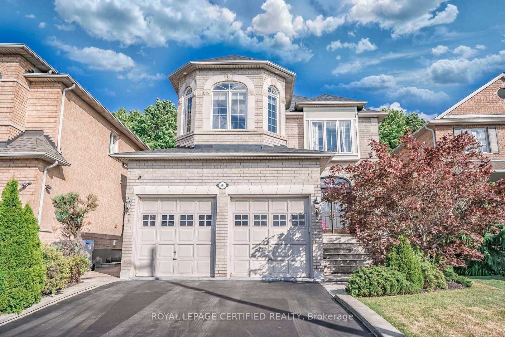 316 Barondale Drive, Mississauga, ON, L4Z 3T8