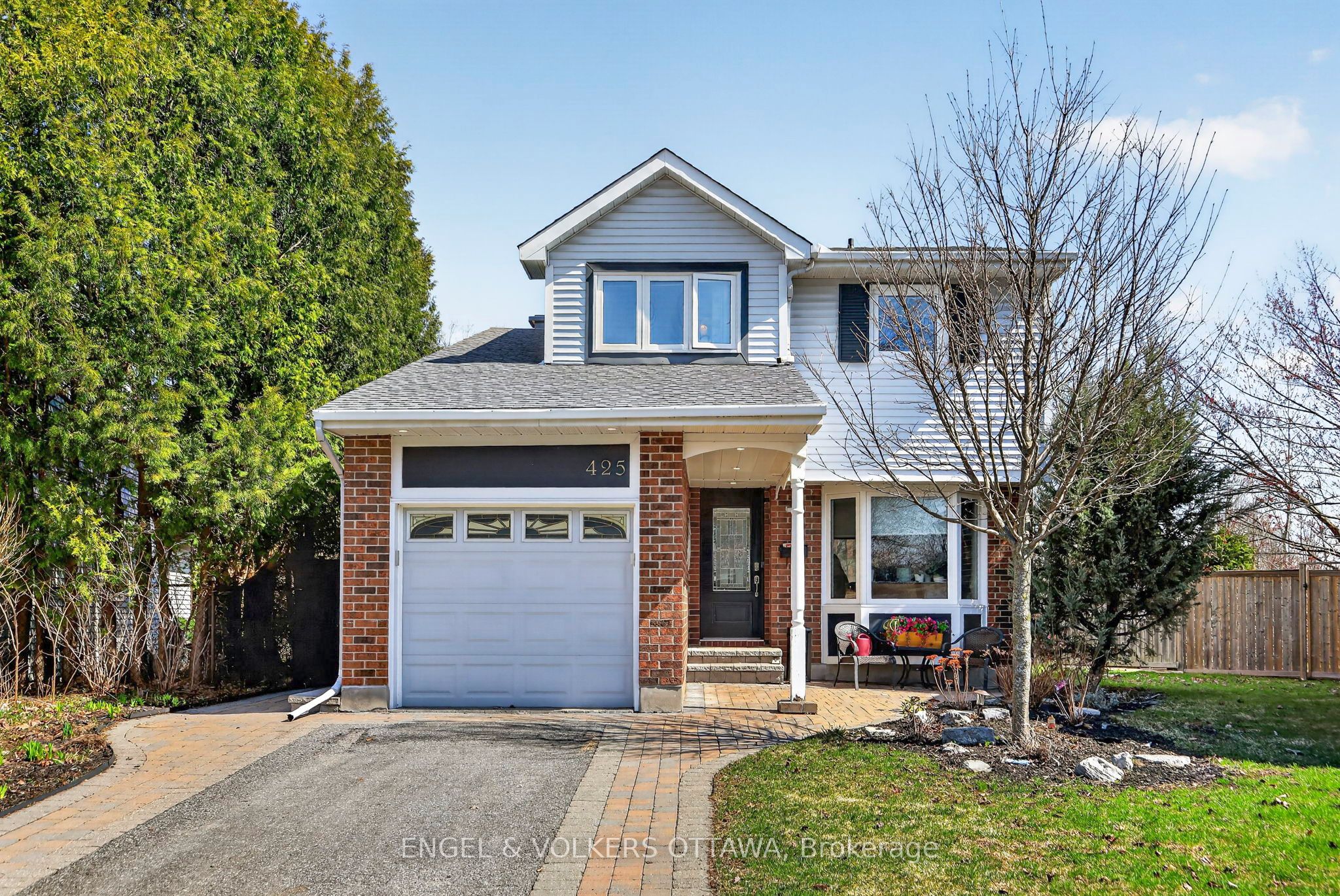 425 Tanager Bay N/a, Ottawa, ON, K1E 2Z7