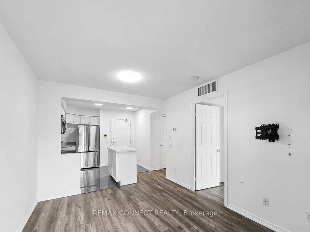Additional image 6 of 911-30 Harrison Garden Boulevard, Toronto, ON, M2N 7A9