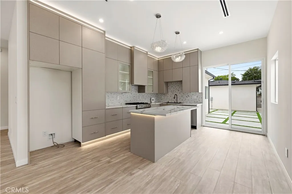Additional image 44 of 8149 Saint Clair Ave, North Hollywood, CA 91605