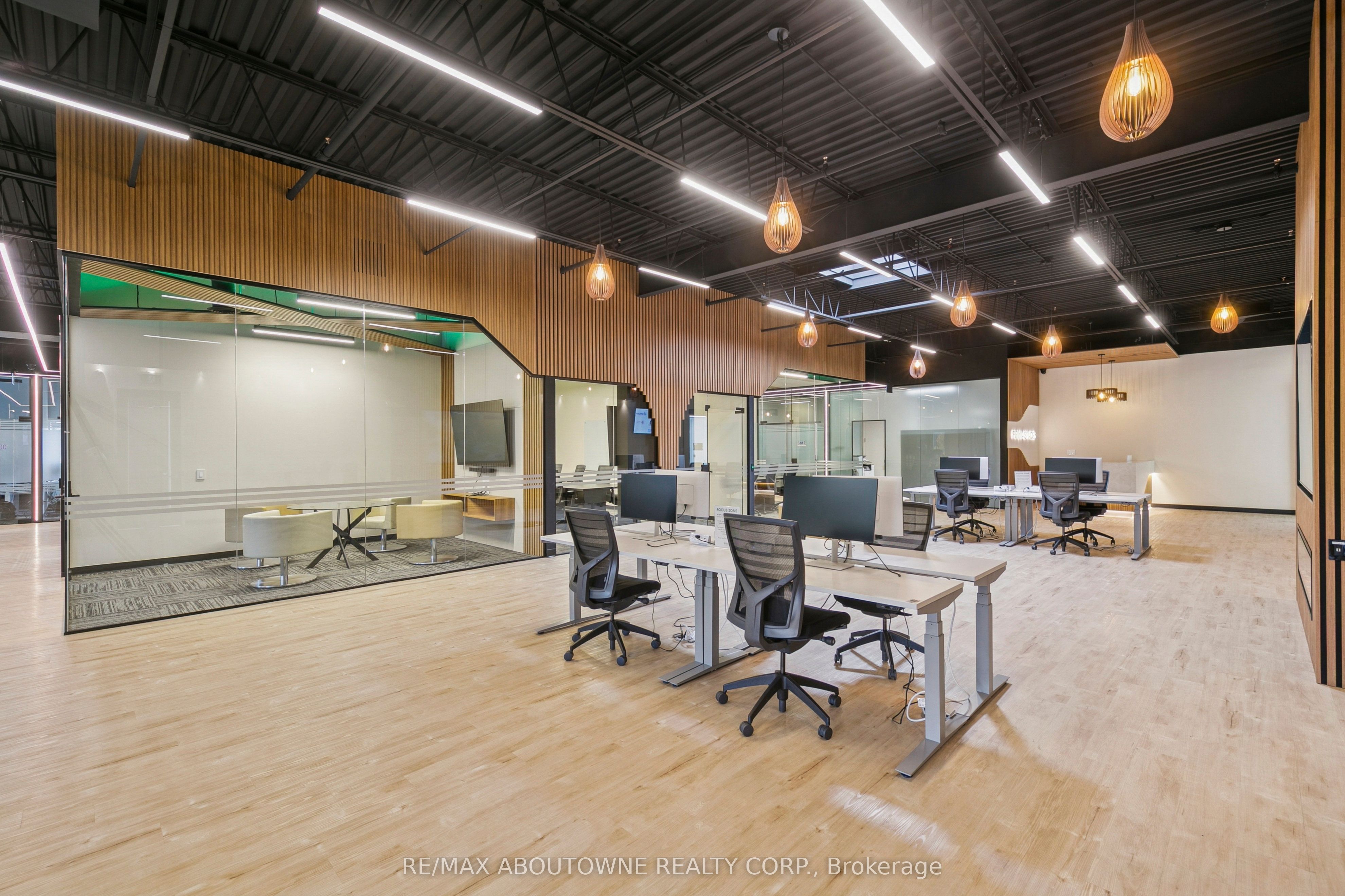 Additional image 5 of 211-B-320 Matheson Boulevard W, Mississauga, ON, L5R 3R1
