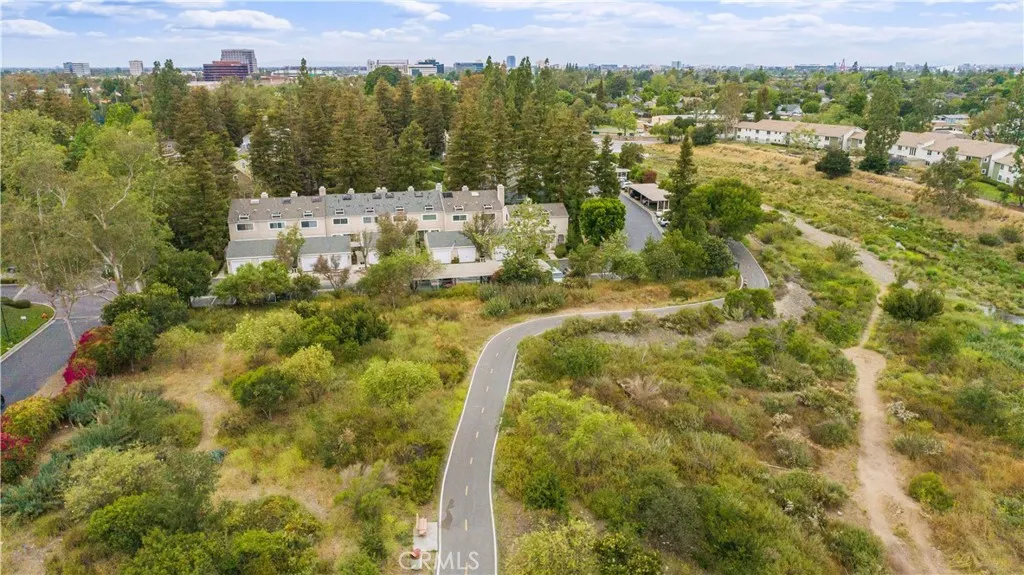 Additional image 43 of 700 E Lake Drive Unit 27, Orange, CA 92866