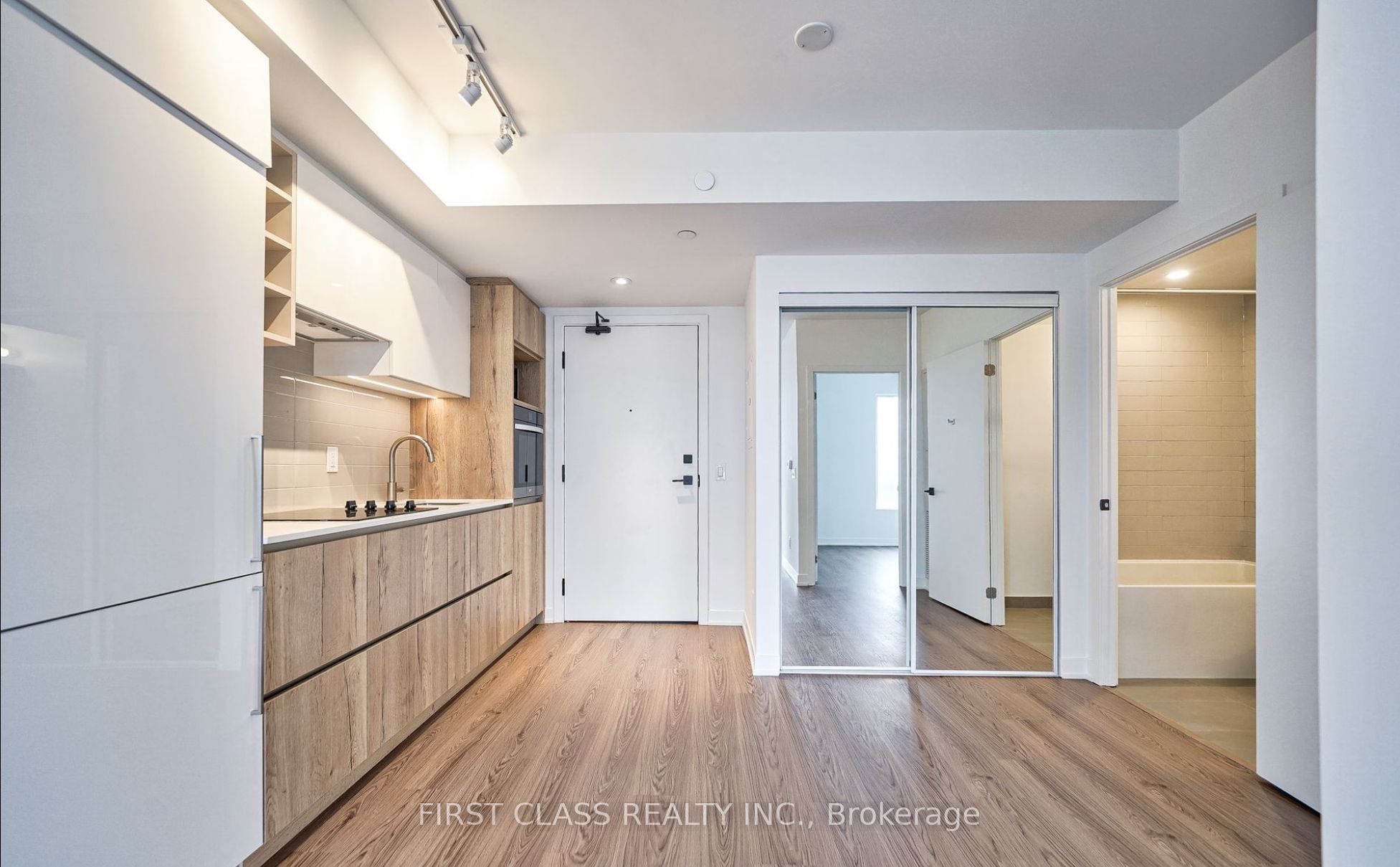 2011-319 Jarvis Street E, Toronto, ON, M5B 2C2