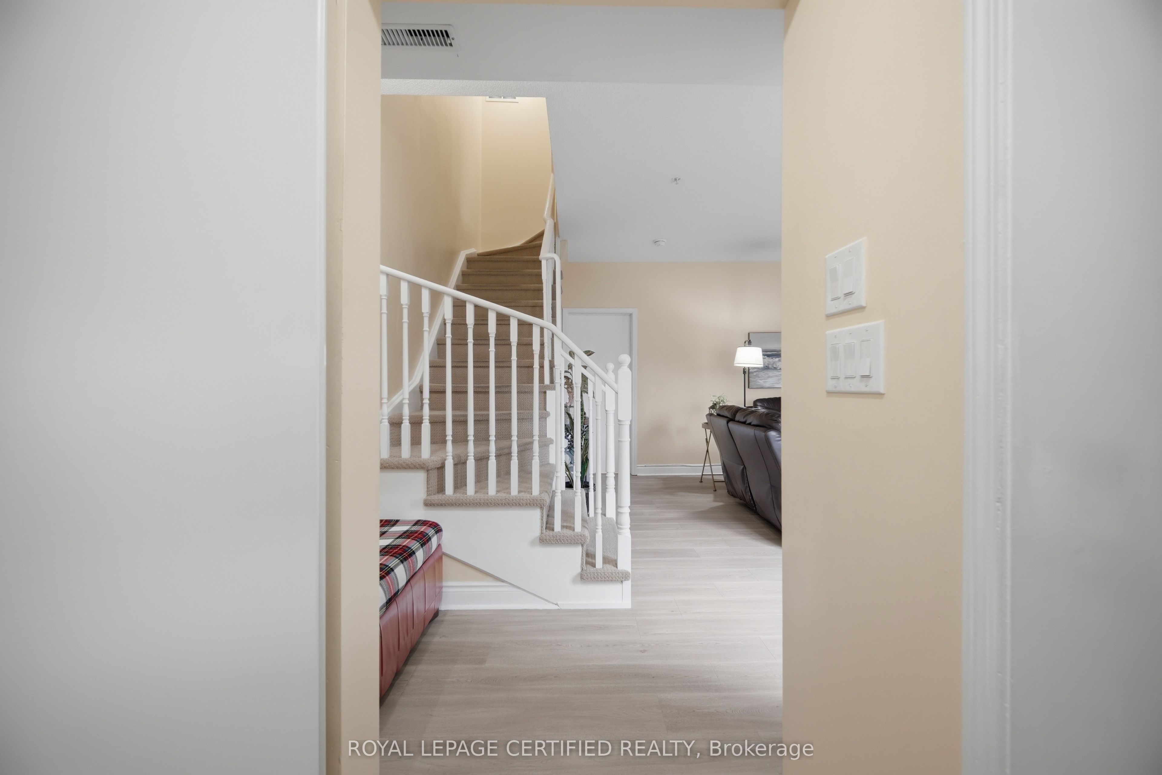 Additional image 6 of 101-25 Richgrove Drive, Toronto, ON, M9R 0A3