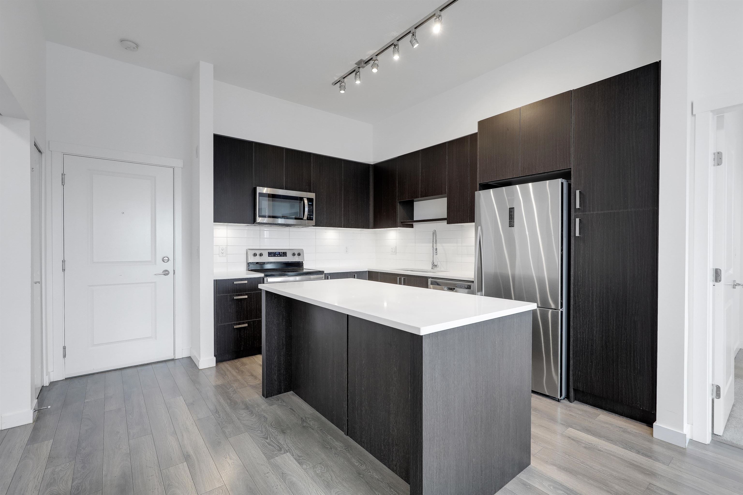Additional image 5 of 408-13628 81a Avenue, Surrey, BC, V3W 3E2