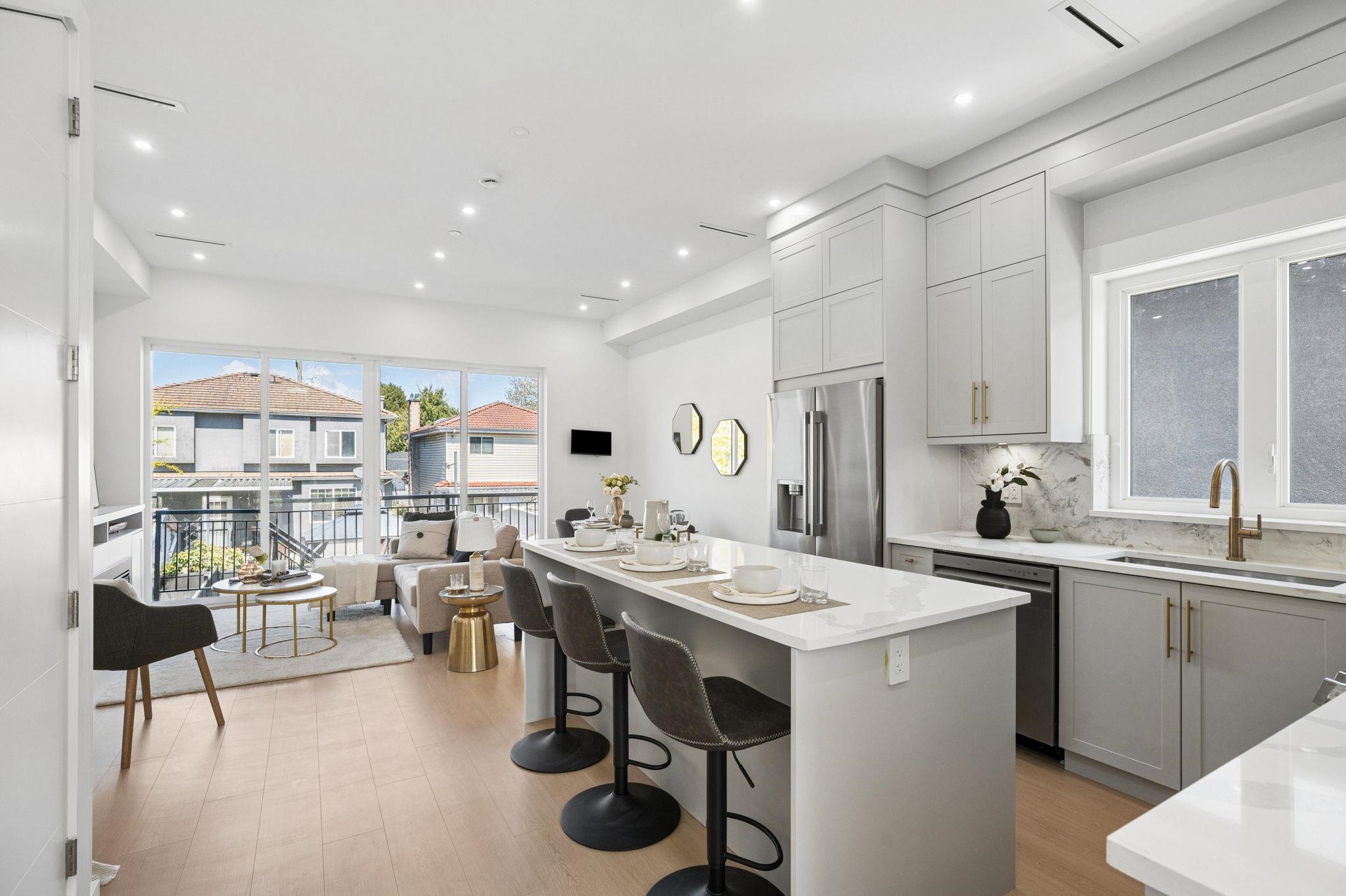 Additional image 4 of 2-1005 55th Avenue E, Vancouver, BC, V5X 1N8