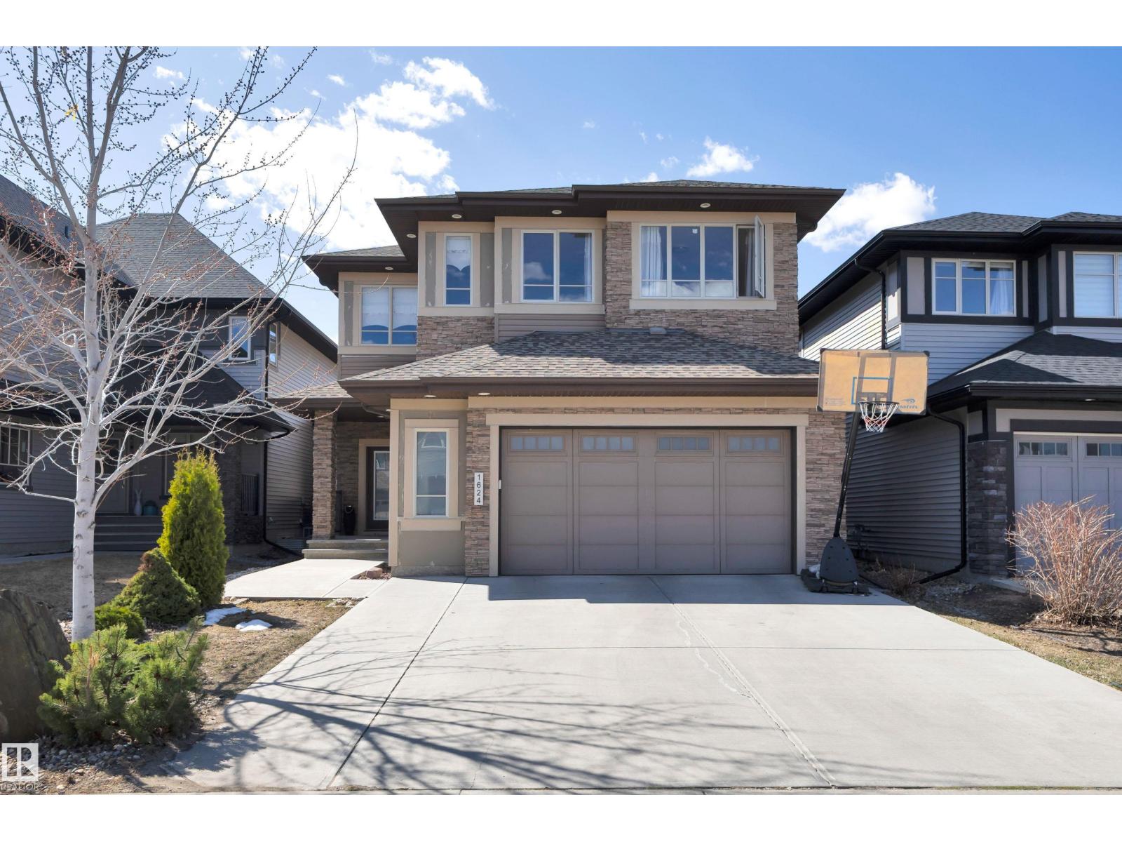 1624 Ainslie Lane SW, Edmonton, AB, T6W0H5