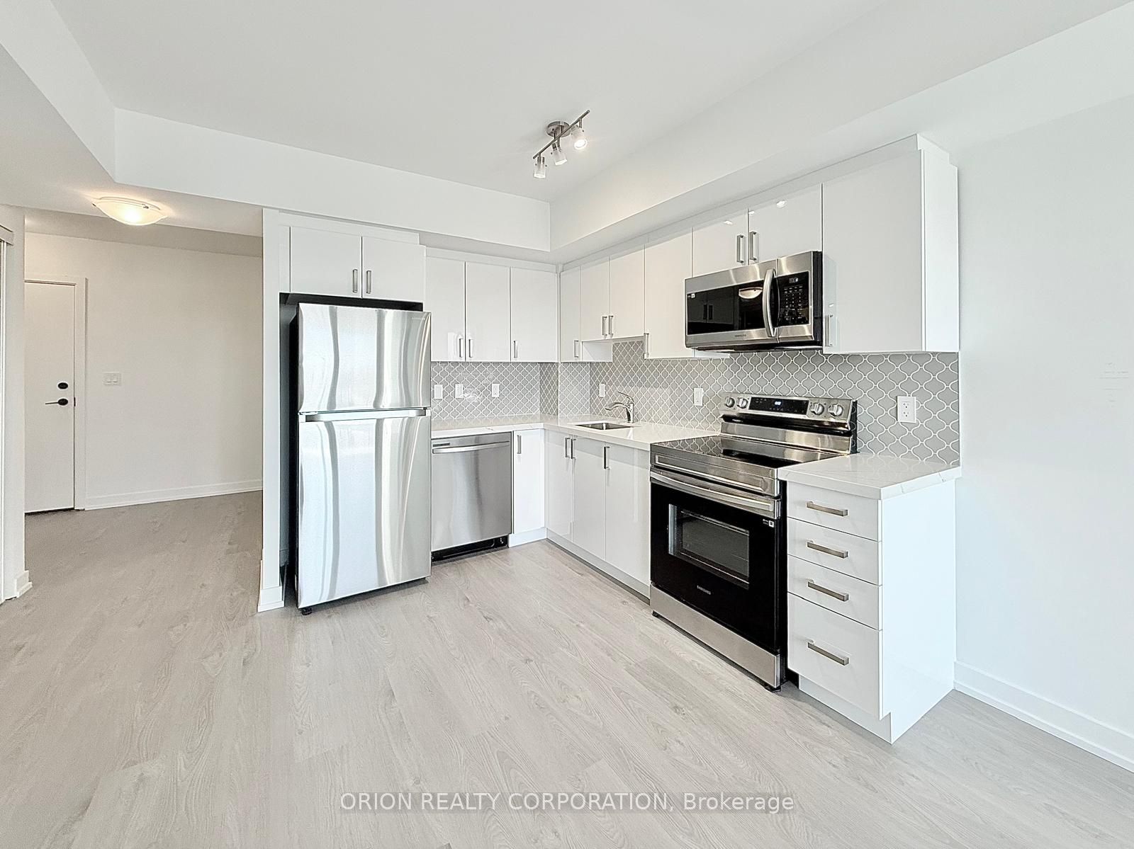 Additional image 4 of 617-556 Marlee Avenue, Toronto, ON, M6B 0B1
