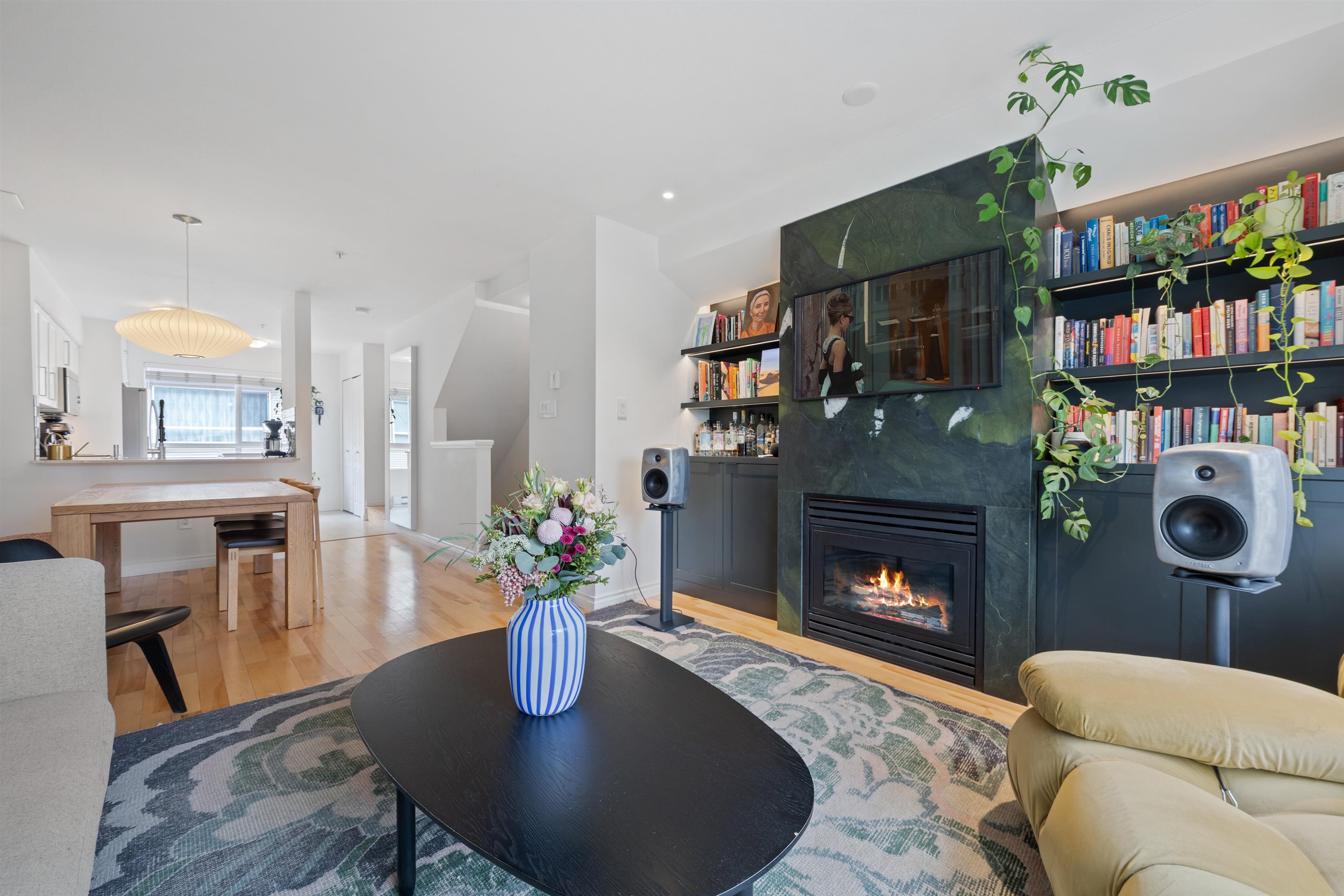 Additional image 2 of 303-2688 Watson Street, Vancouver, BC, V5T 4T6