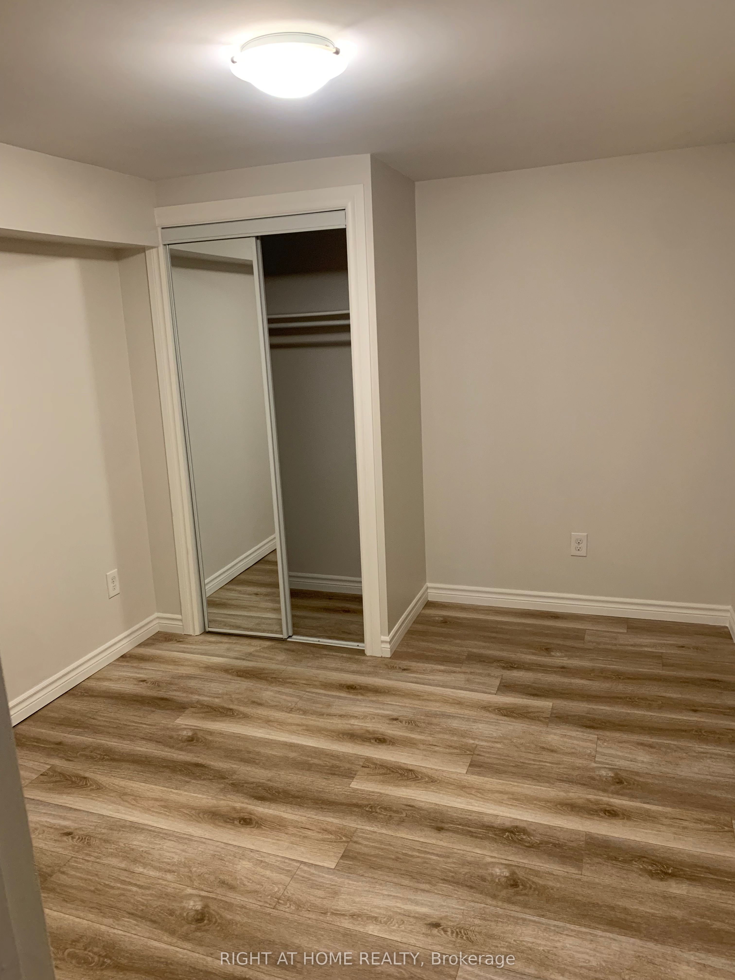 Additional image 5 of 701 The Queensway Avenue, Toronto, ON, M8Y 1L2