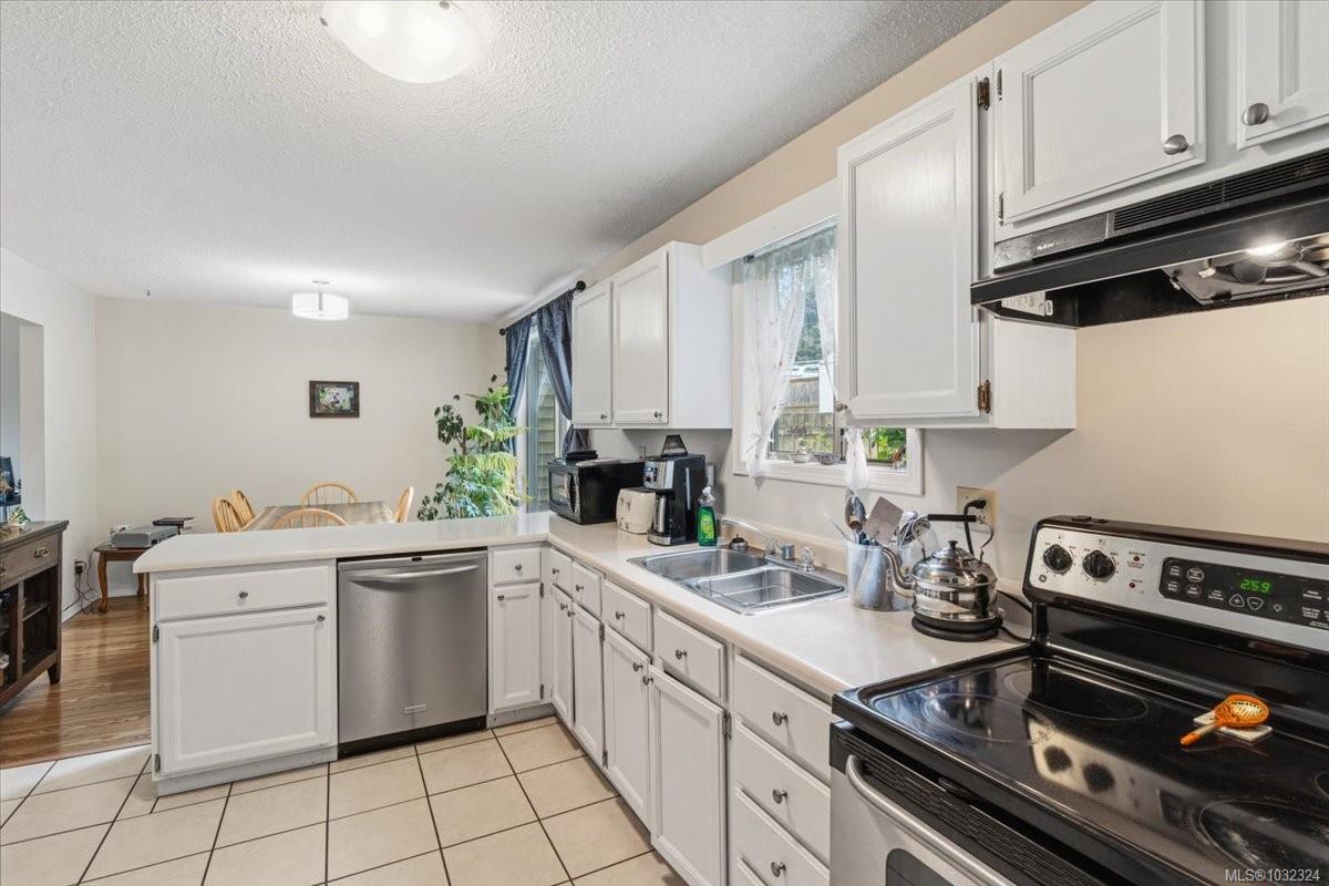 Additional image 3 of 2631 Labieux Road, Nanaimo, BC, V9T 3N3