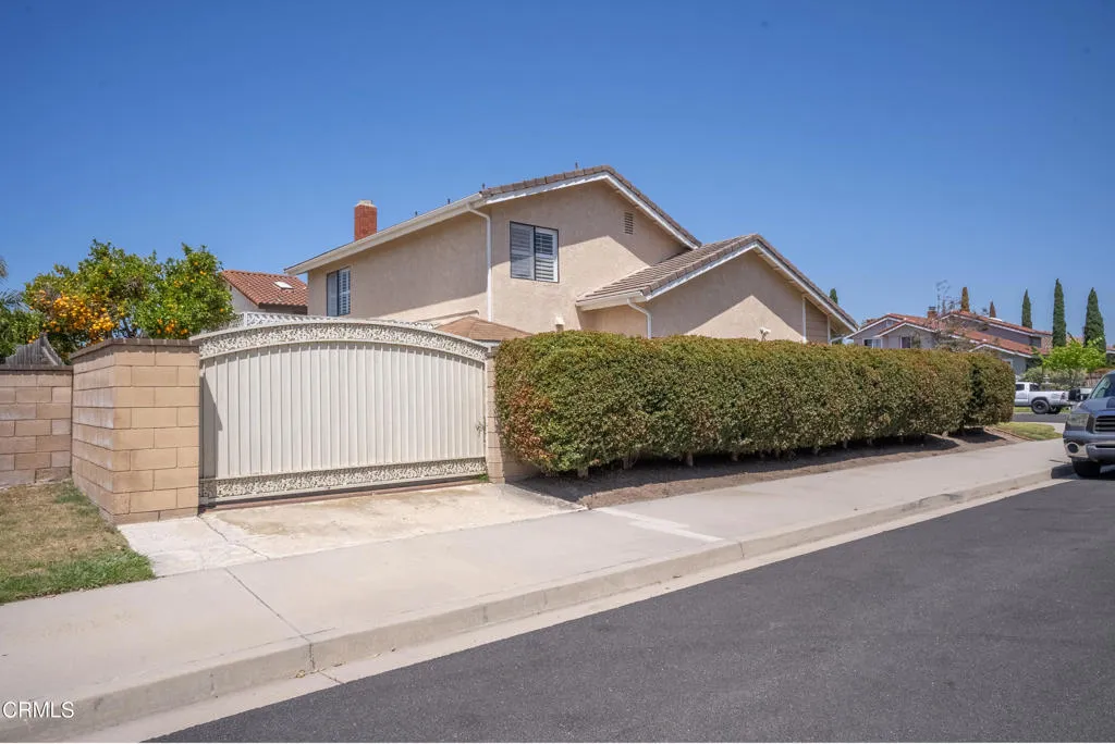 Additional image 102 of 2500 Lilac Walk, Oxnard, CA 93030