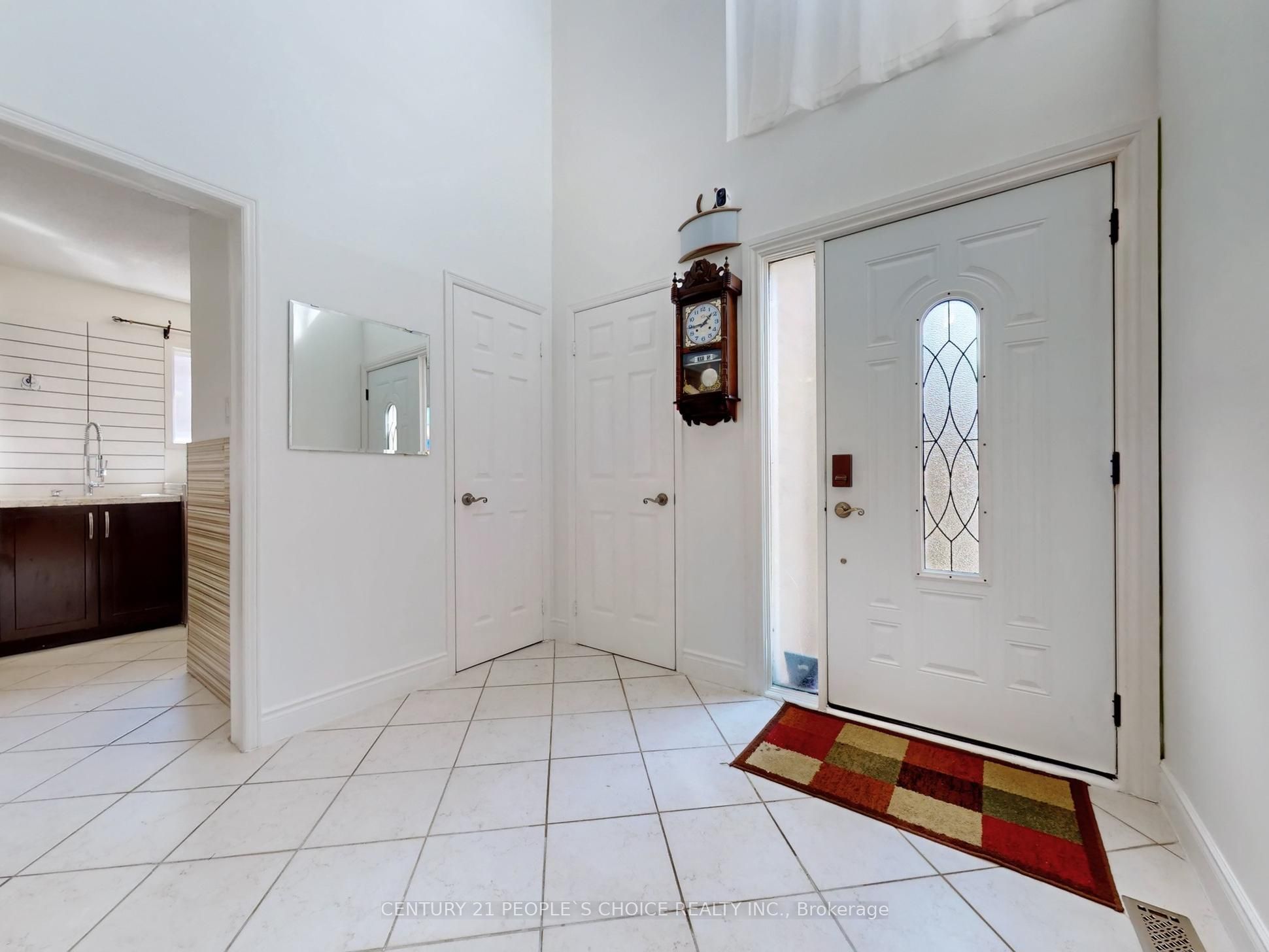 Additional image 4 of 5992 Ladyburn Crescent, Mississauga, ON, L5M 4V9