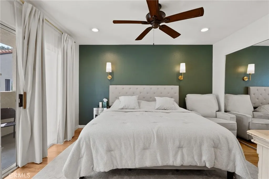 Additional image 69 of 21200 Trumpet Dr Unit 205, Newhall, CA 91321