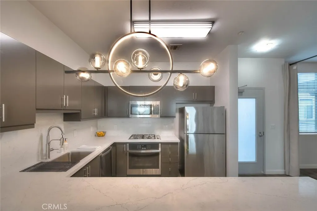 Additional image 47 of 435 W Center Street Promenade Unit 328, Anaheim, CA 92805