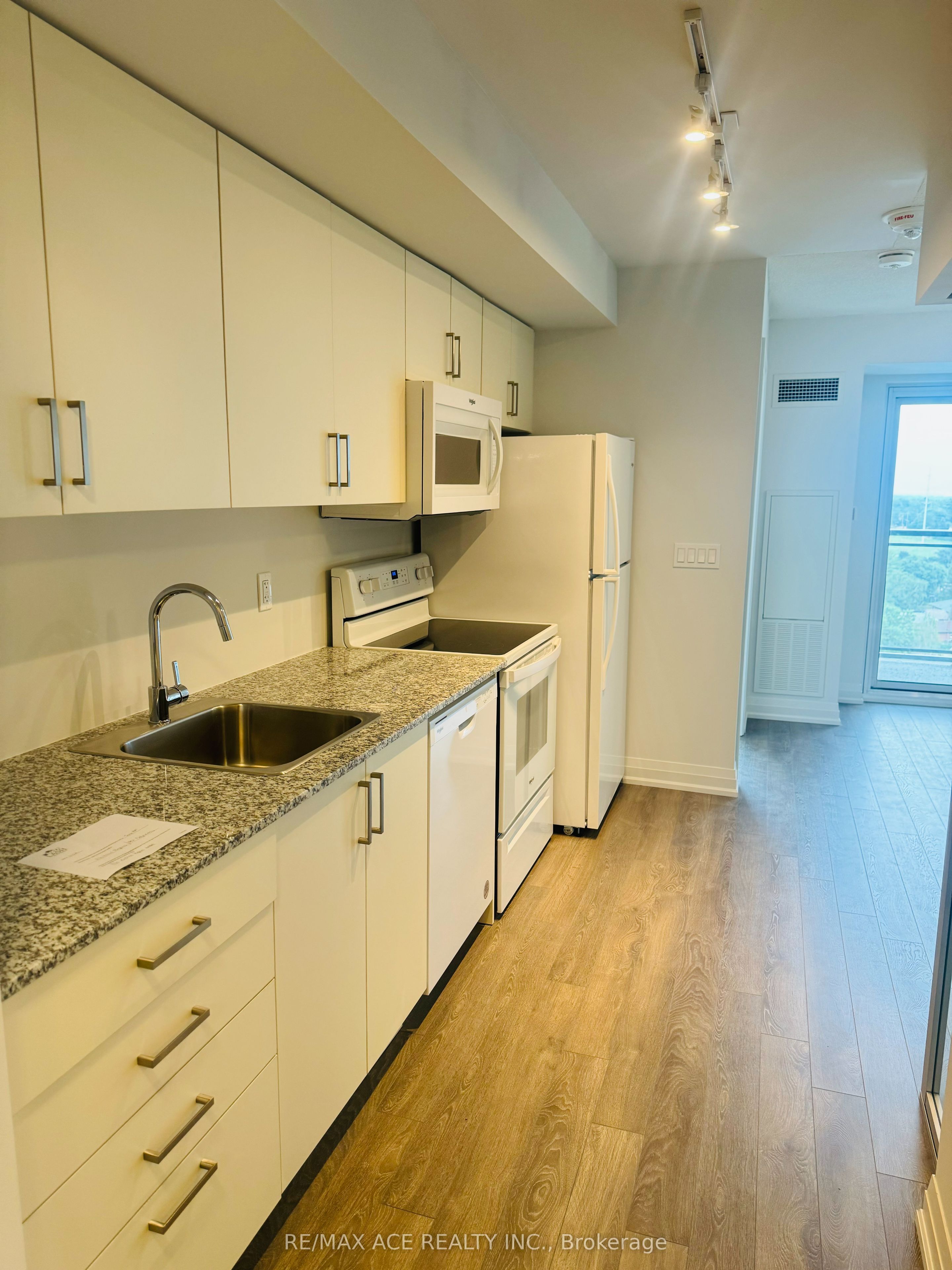 Additional image 4 of 1102-20 Meadowglen Place, Toronto, ON, M1G 0A9