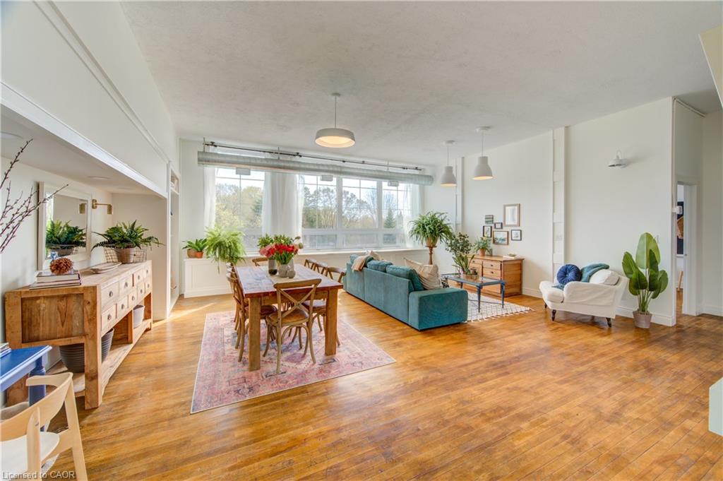 Additional image 4 of 202-27 Chapel Street, Woodstock, ON, N4S 3R5