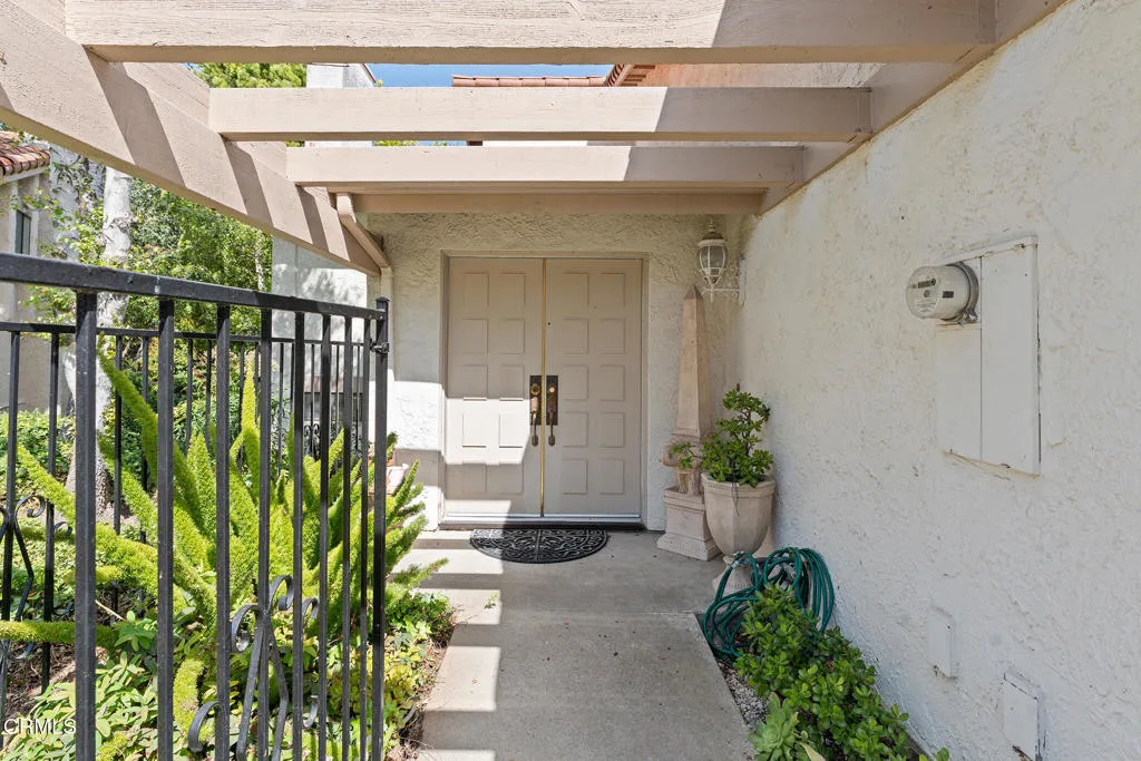 Additional image 2 of 790 N Valley Drive, Westlake Village, CA 91362