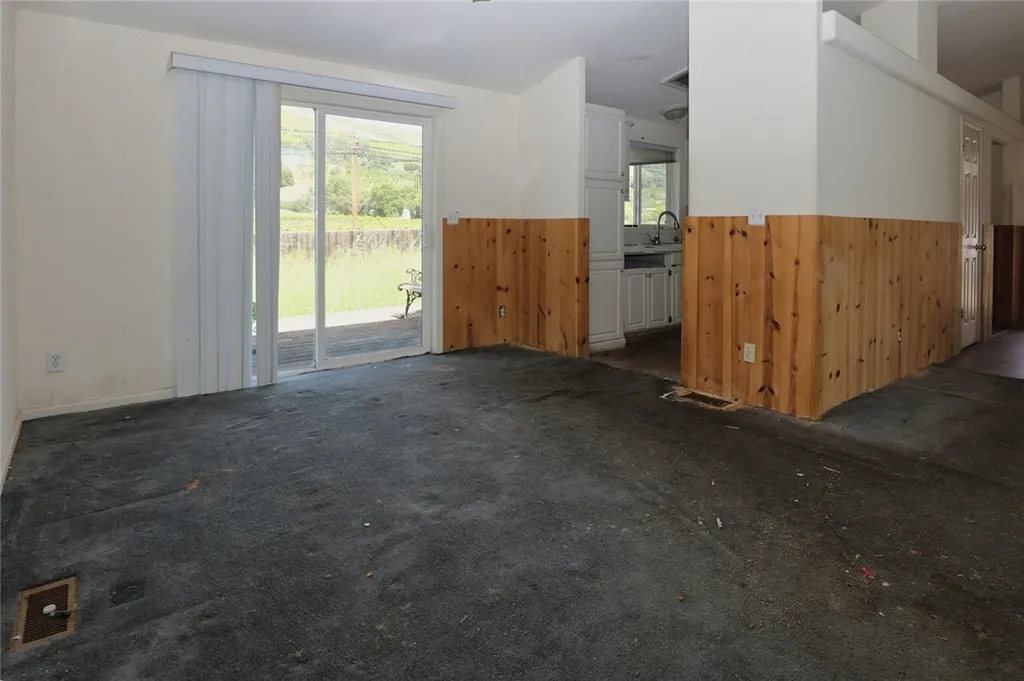 Additional image 3 of 13911 Hickory Cir, Clearlake Oaks, CA 95423