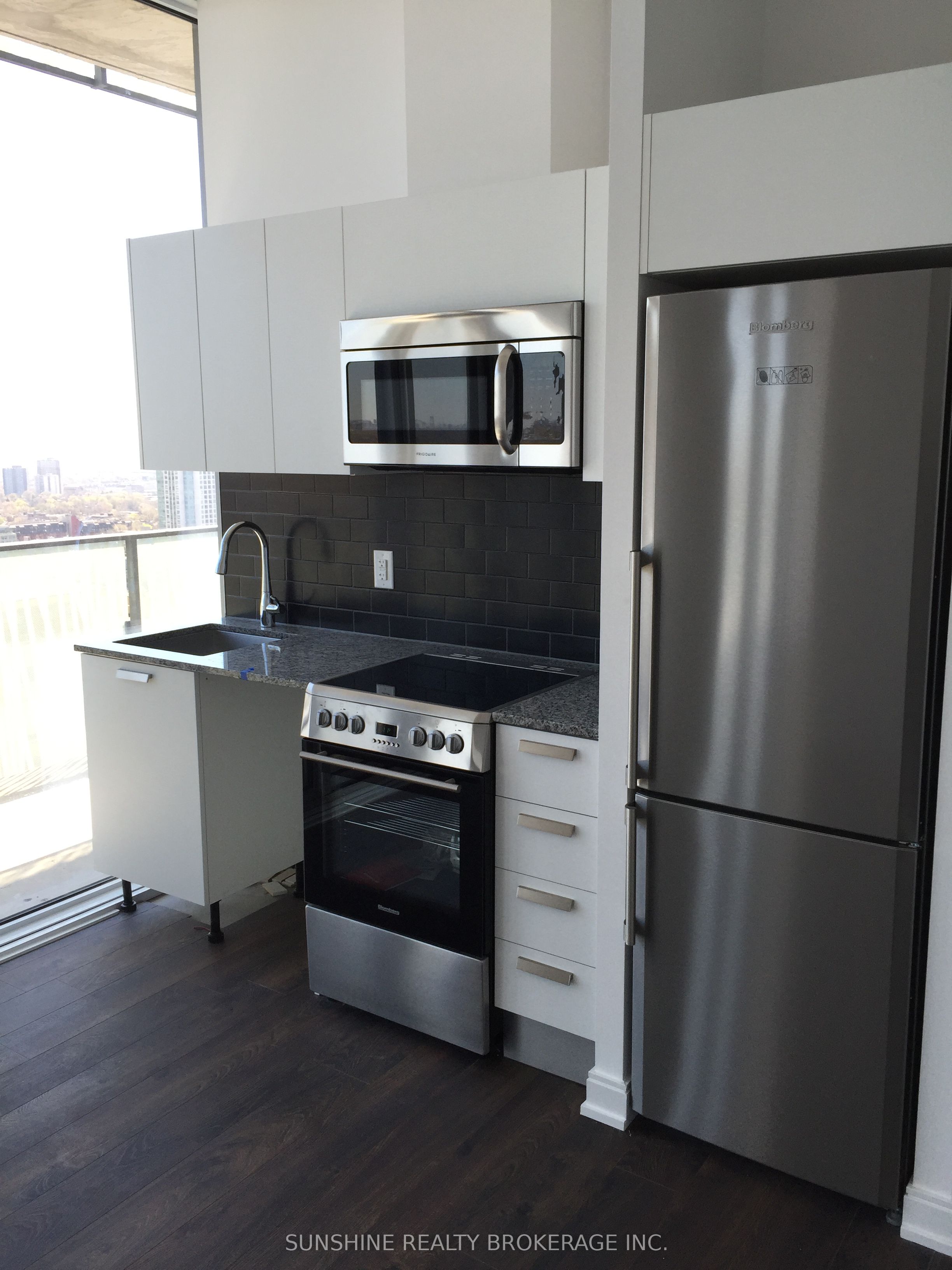 Additional image 2 of 2901-42 Charles Street E, Toronto, ON, M4Y 1S2