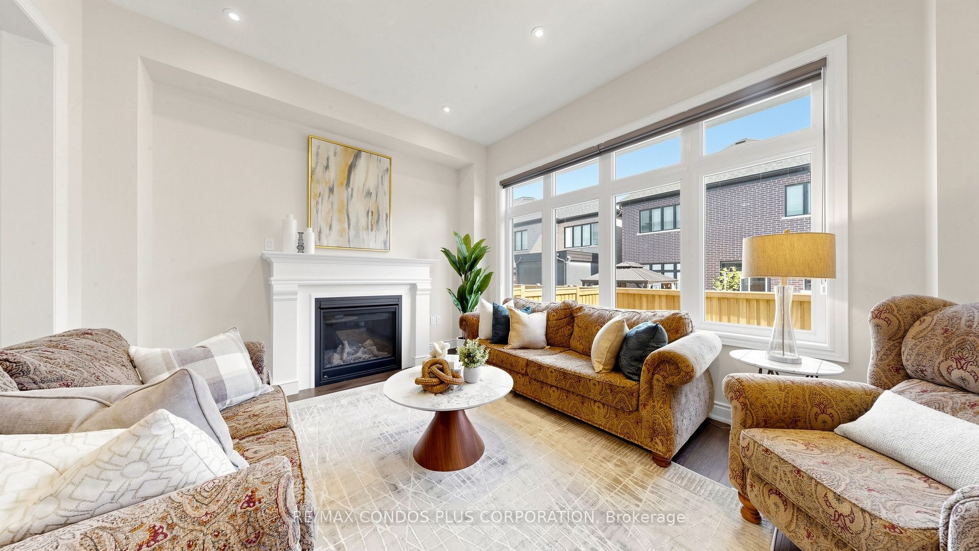 Additional image 3 of 1361 Yellow Rose Circle, Oakville, ON, L6M 5L3