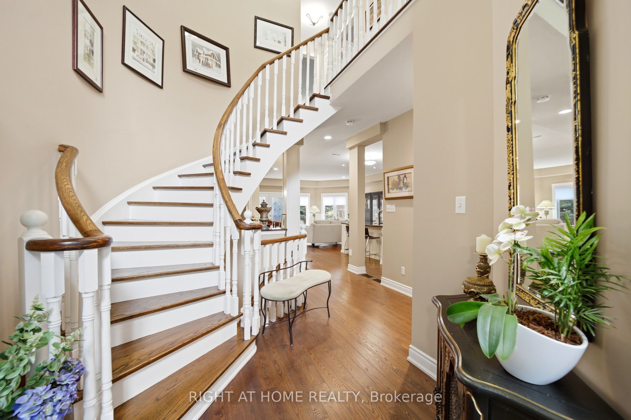 Additional image 4 of 2121 Pinevalley Crescent, Oakville, ON, L6H 6L7