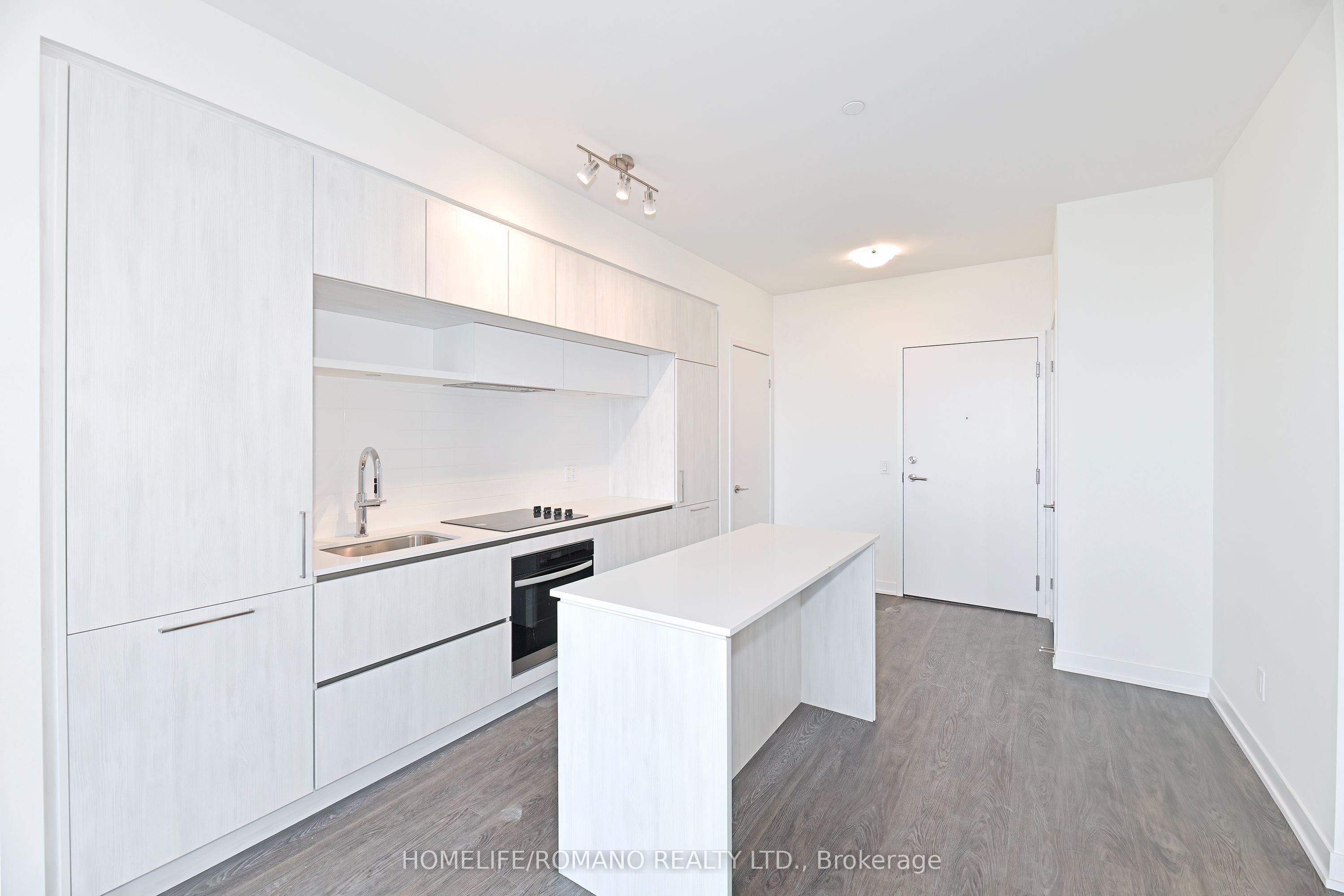 Additional image 6 of 806-6 David Eyer Road, Richmond Hill, ON, L4S 1M4