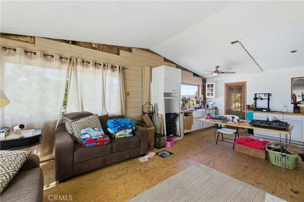 Additional image 26 of 14971 Sunnydale Dr, Lake Hughes, CA 93532