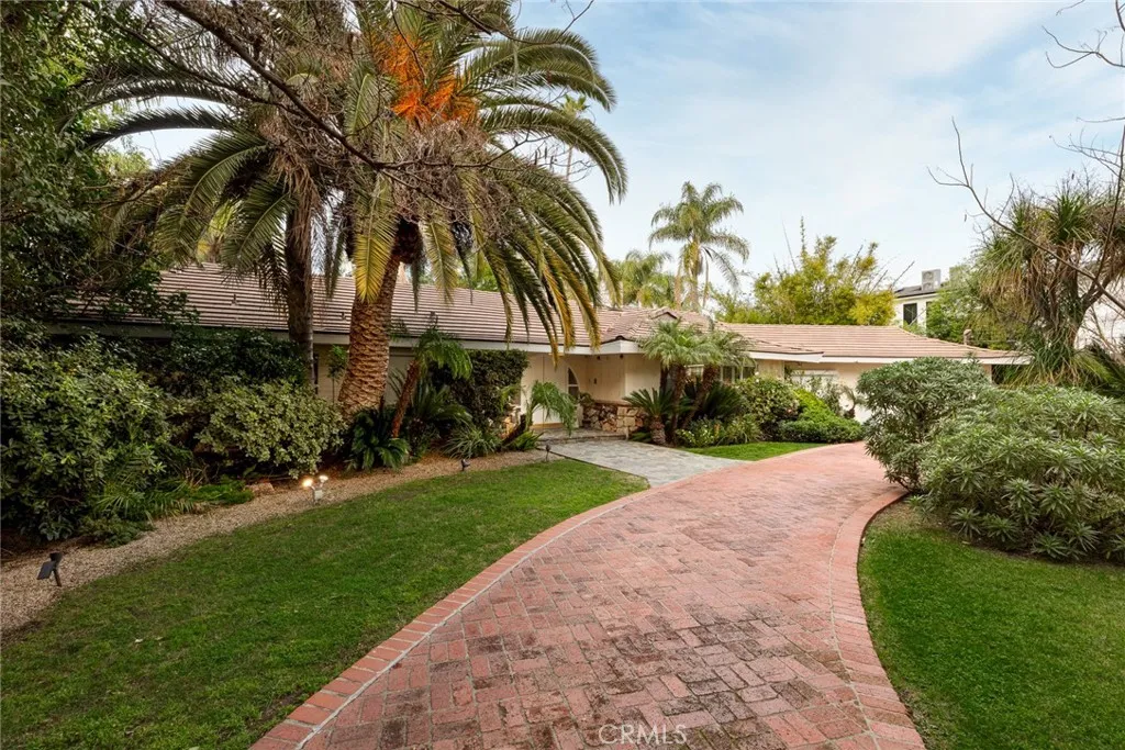 Additional image 12 of 22723 Erwin St, Woodland Hills, CA 91367