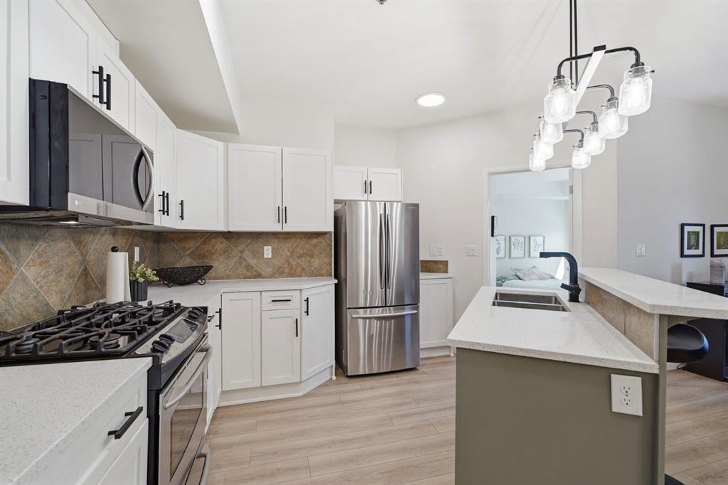 Additional image 6 of 108-5040 53 Street, Sylvan Lake, AB, T4S 0A1