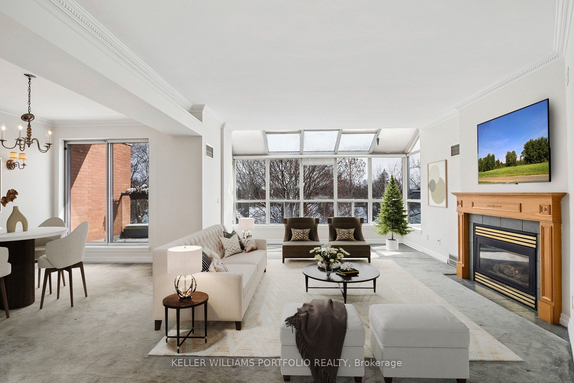 702-2727 Yonge Street, Toronto, ON, M4N 3R6