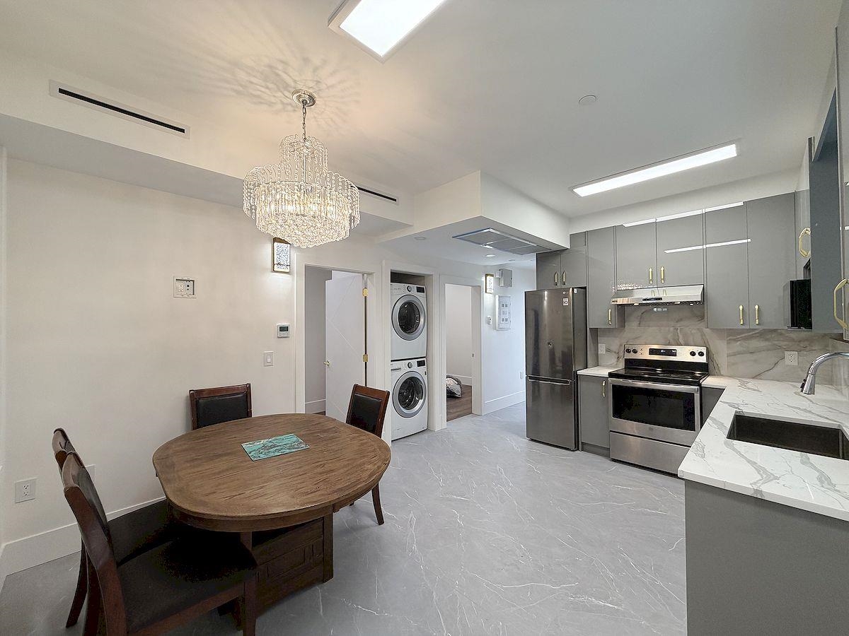 Additional image 5 of  10xx E 62nd Ave Vancouver Bc , Vancouver, BC, V5X 2H1