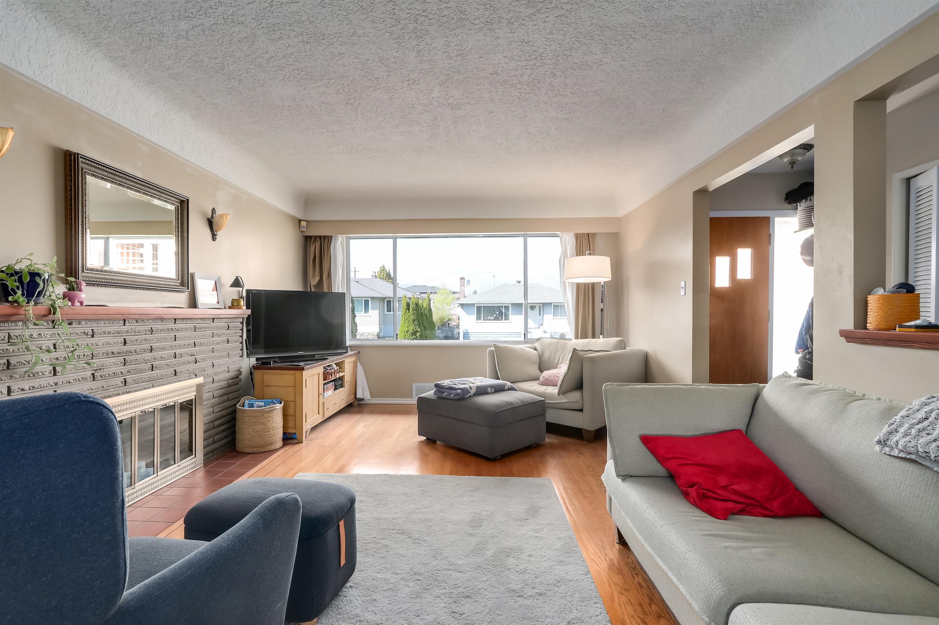 Additional image 3 of 3712 Fir Street, Burnaby, BC, V5G 2A5