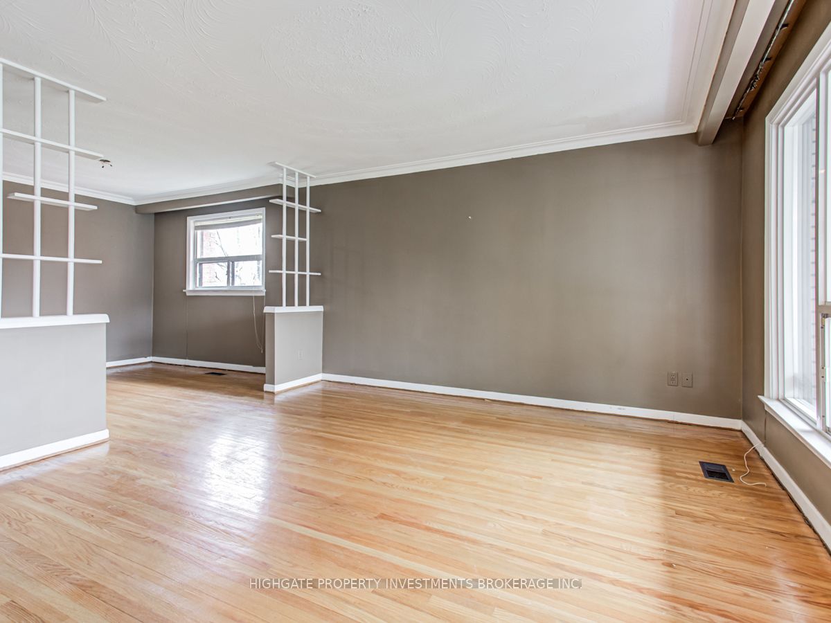 Additional image 5 of Upper-33 Paulvale Crescent, Toronto, ON, M3J 1K4