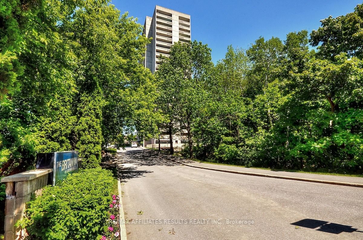 Additional image 3 of 2110-415 Greenview Avenue, Ottawa, ON, K2B 8G5
