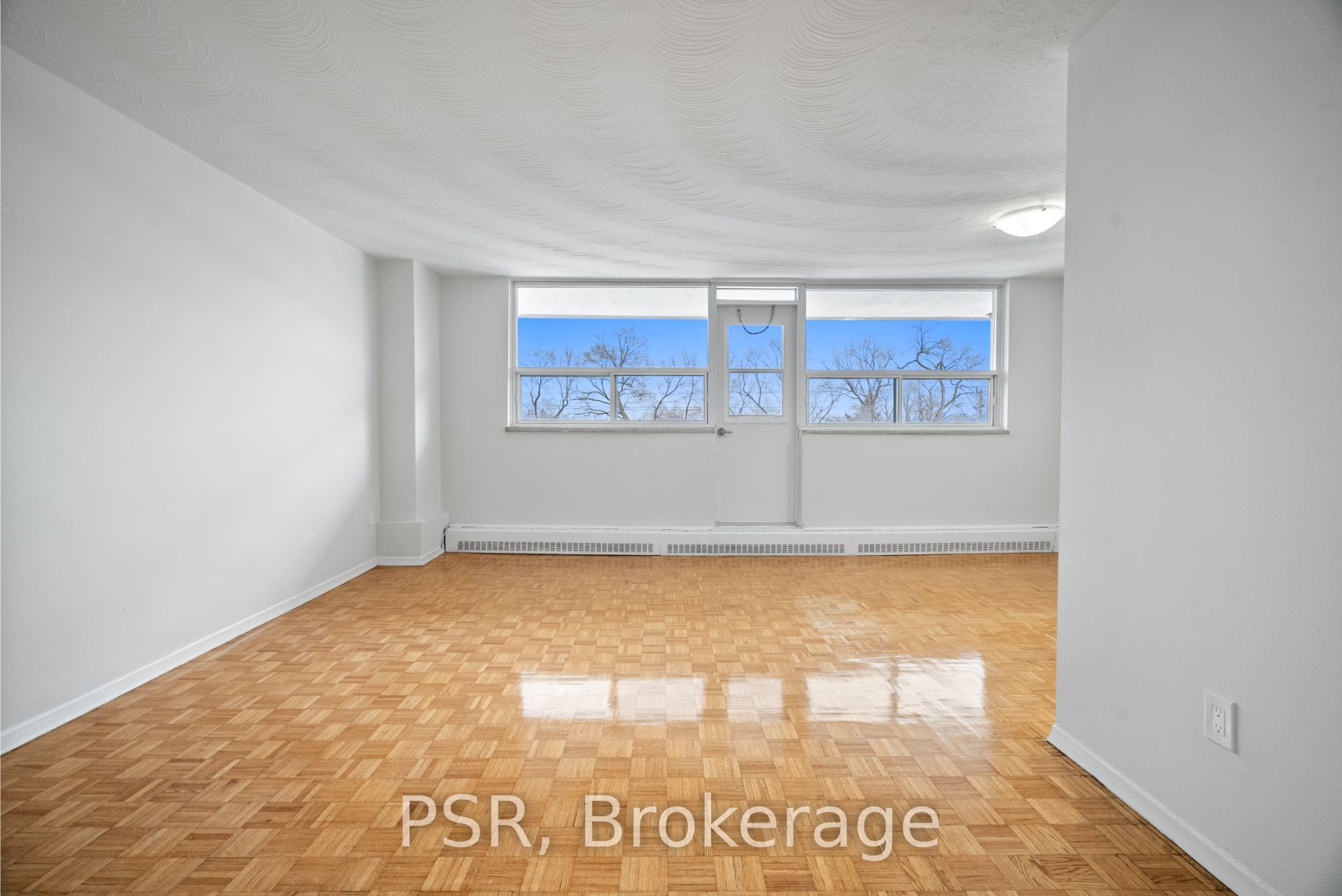 Additional image 4 of 204-105 Rowena Drive, Toronto, ON, M3A 1R2