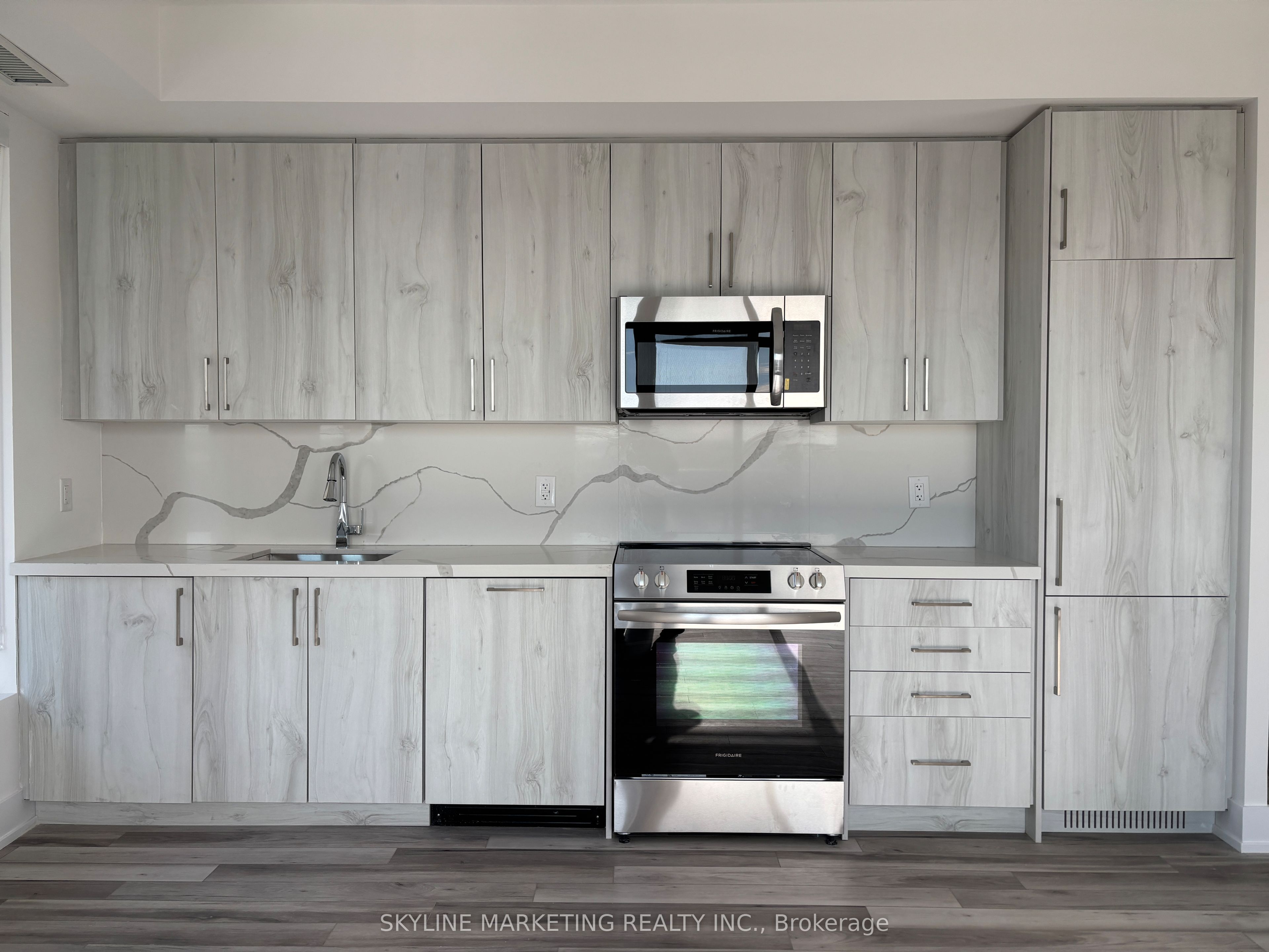 Additional image 3 of 445-2450 Old Bronte Road, Oakville, ON, L6M 5P6
