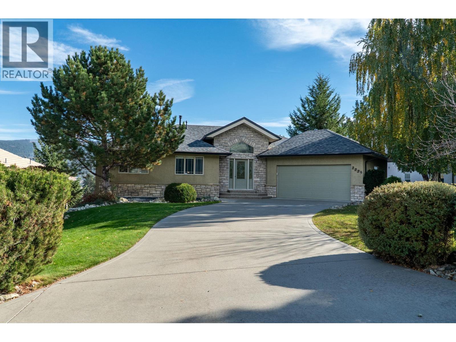 Additional image 2 of 2229 Capistrano Drive, Kelowna, BC, V1V2A2