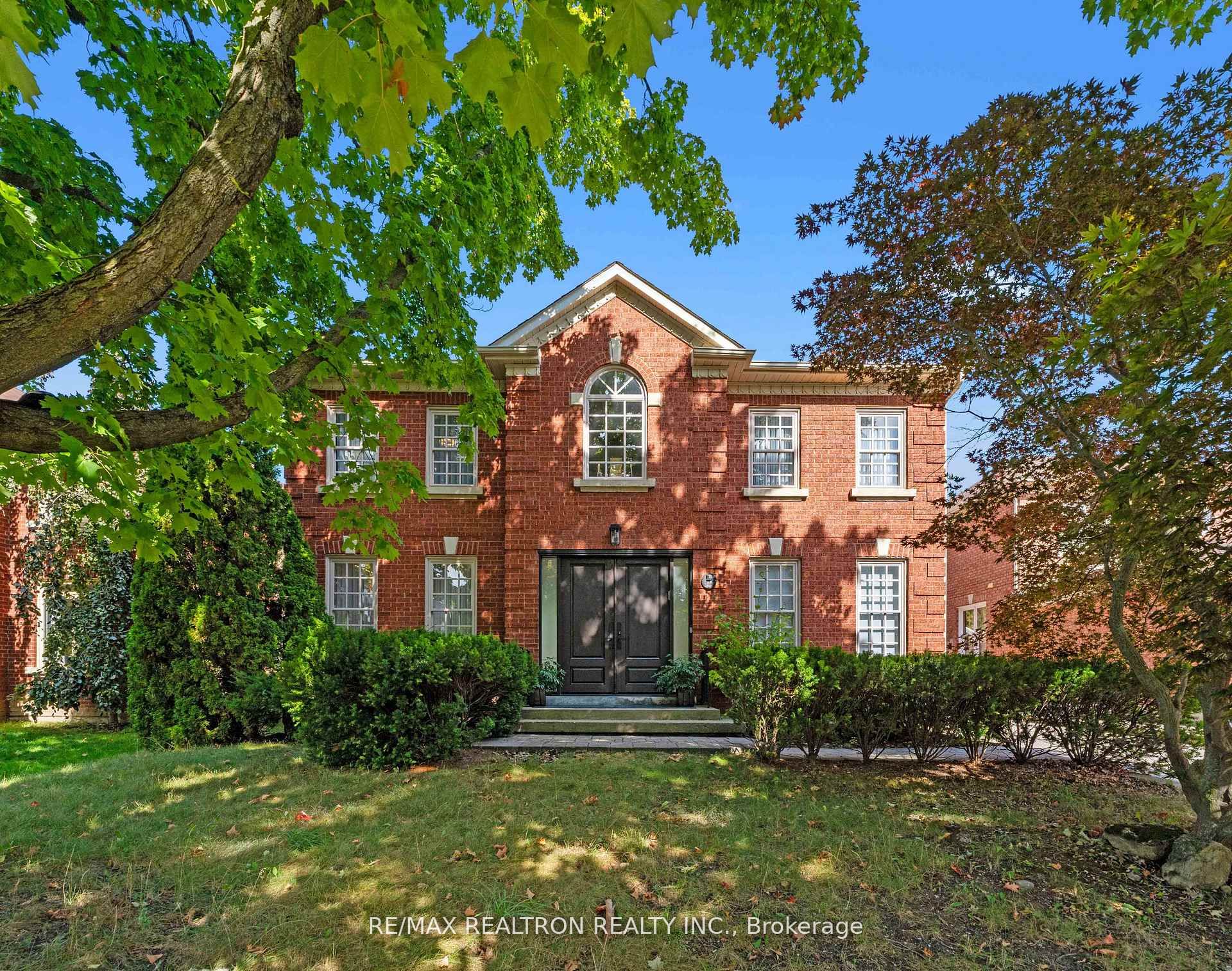 63 Willett Crescent, Richmond Hill, ON, L4C 7W2