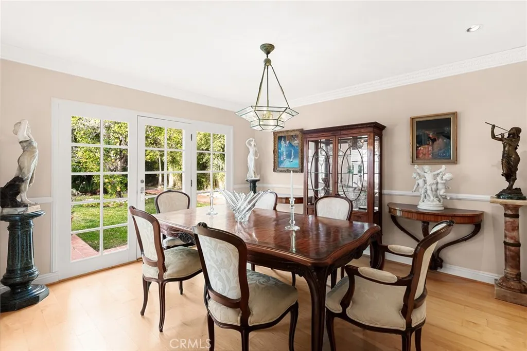 Additional image 96 of 22723 Erwin St, Woodland Hills, CA 91367