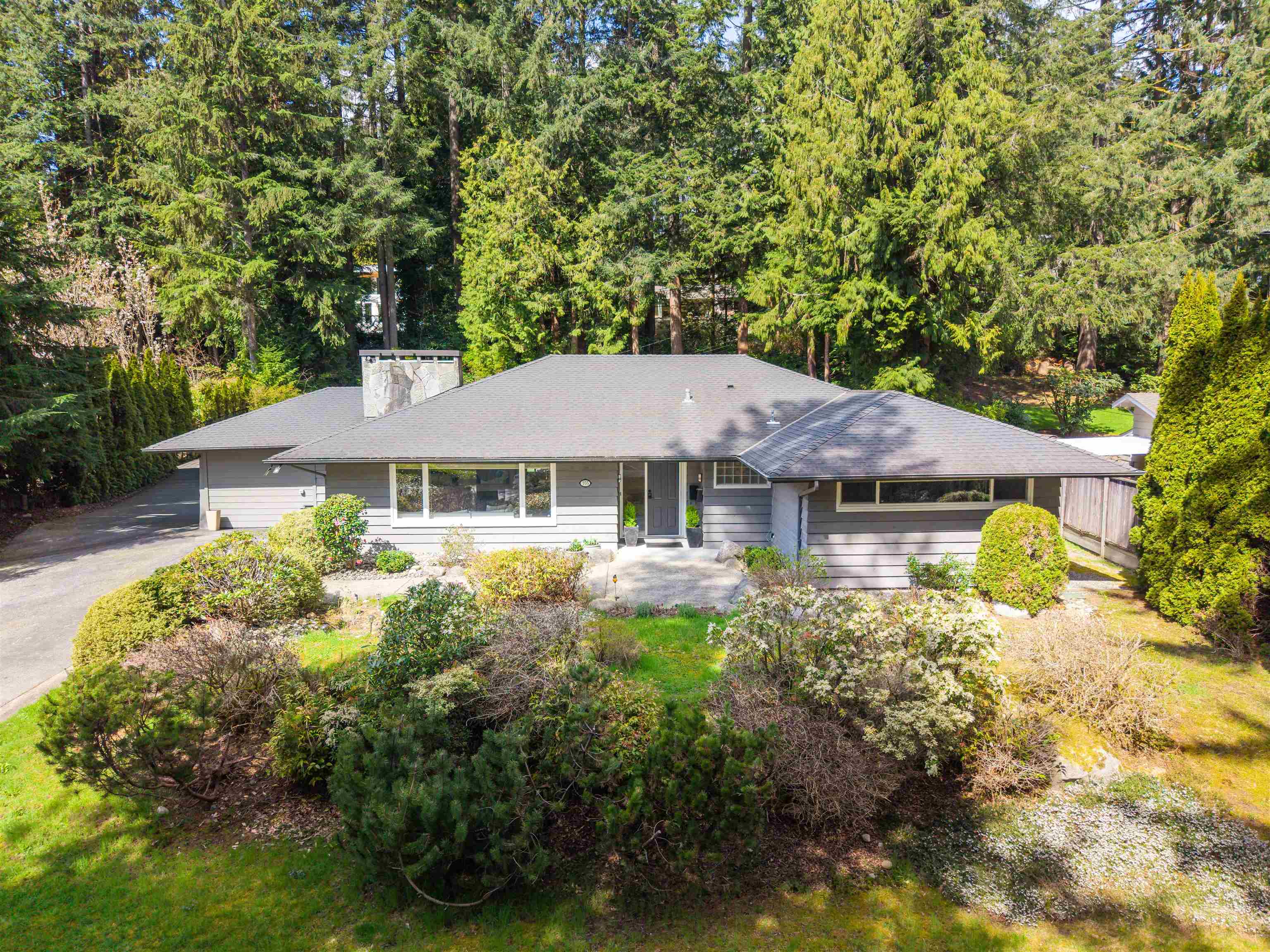 Additional image 2 of 355 Rabbit Lane, West Vancouver, BC, V7S 1J1