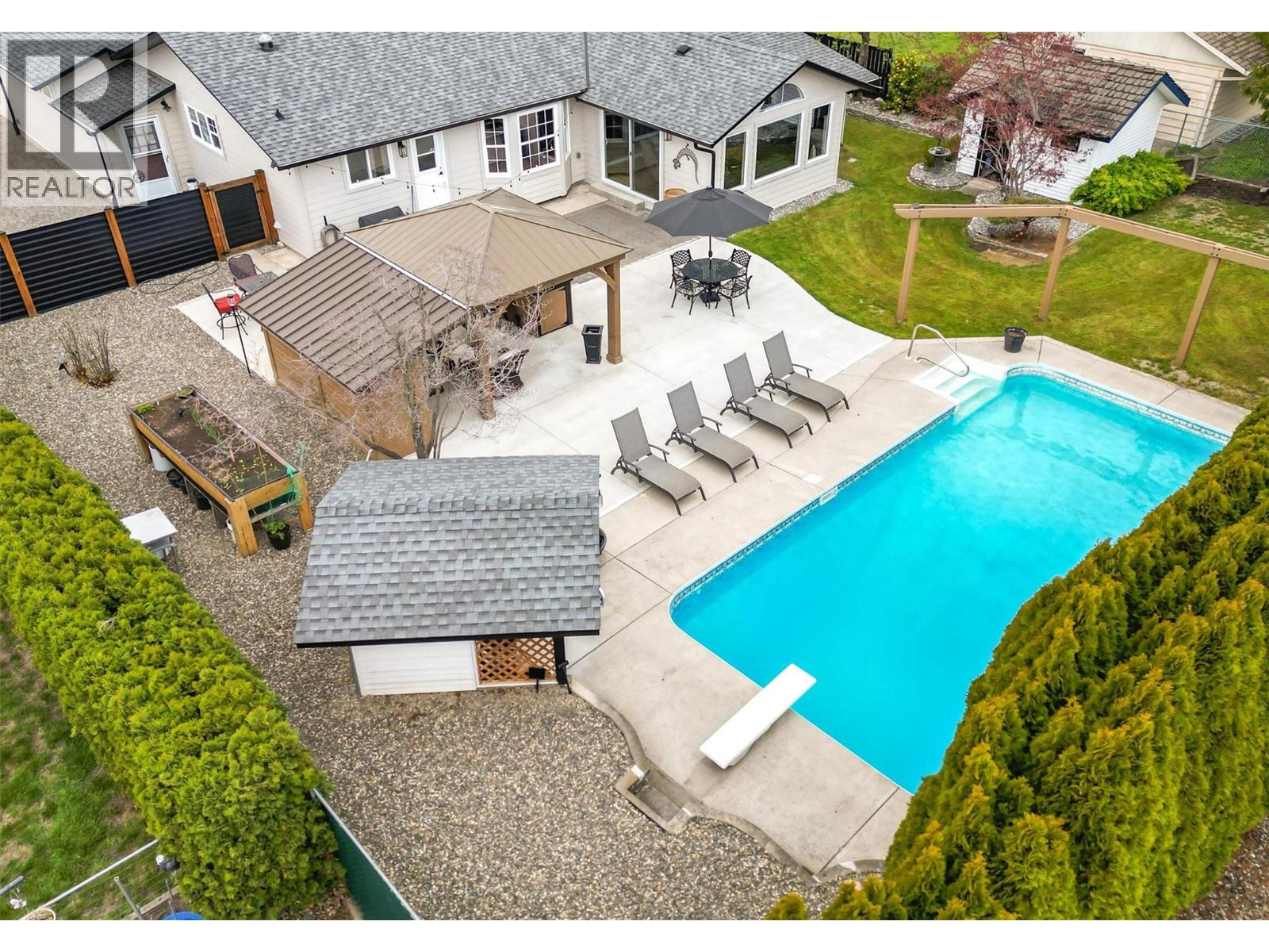 Additional image 3 of 664 Berk Court, Kelowna, BC, V1W1T9