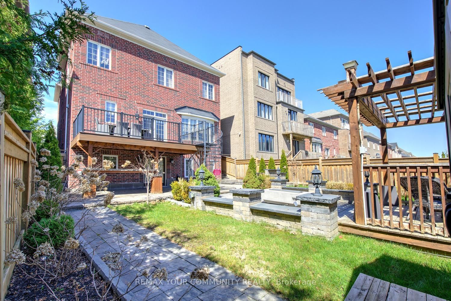 Additional image 2 of 75 Baldry Avenue, Vaughan, ON, L6A 4X9