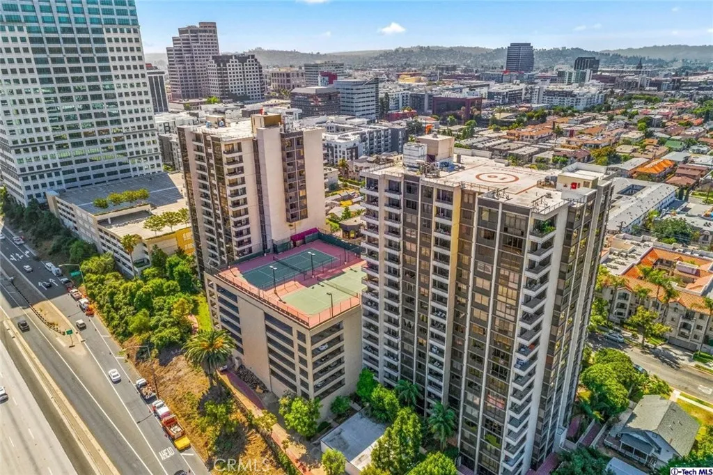 345 Pioneer Dr Unit 905, Glendale, CA 91203