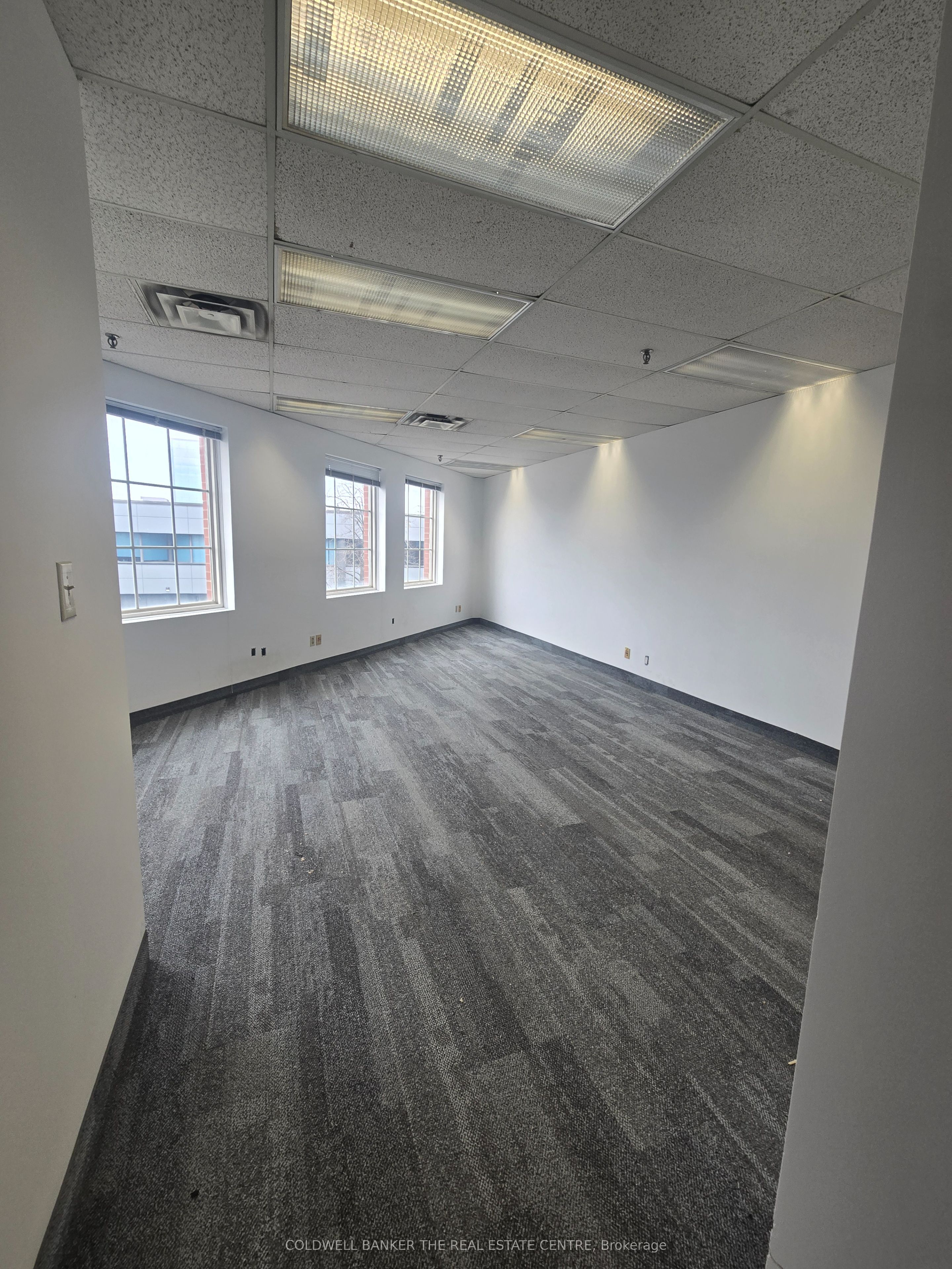 Additional image 3 of 1/300-5025 Orbitor Drive, Mississauga, ON, L4W 4Y5