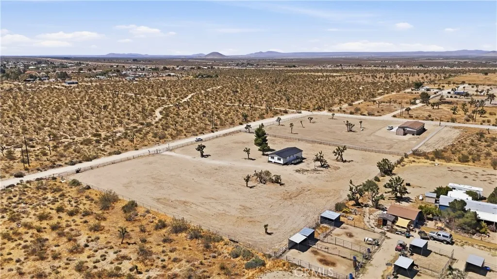 Additional image 7 of 12421 Desert View Road, Pinon Hills, CA 92372