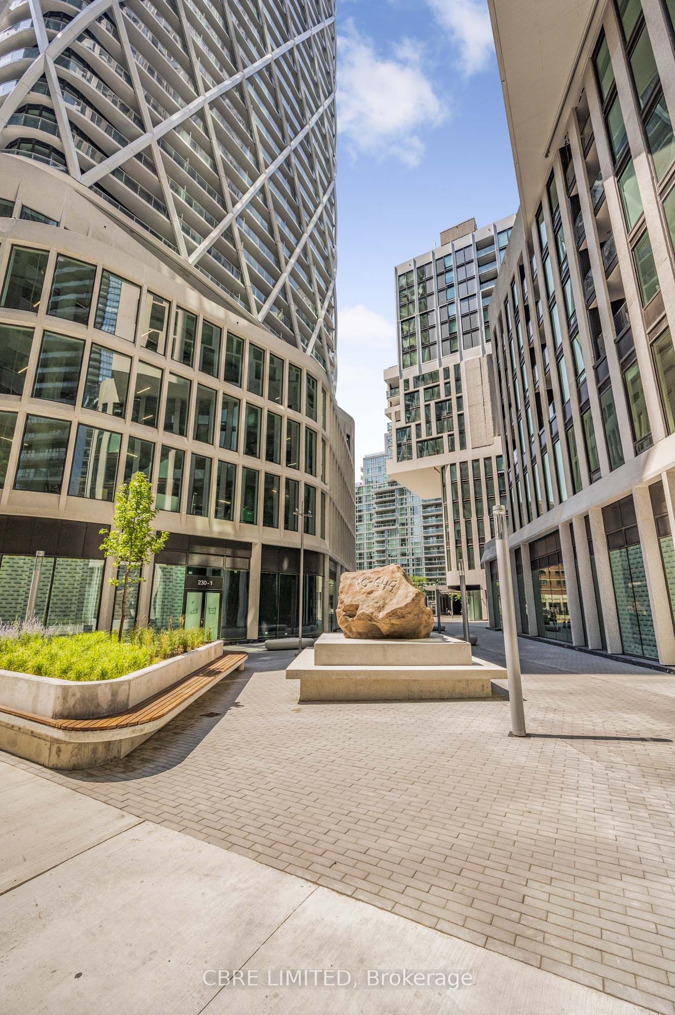 Additional image 6 of 302-230 Simcoe Street, Toronto, ON, M5T 1T4
