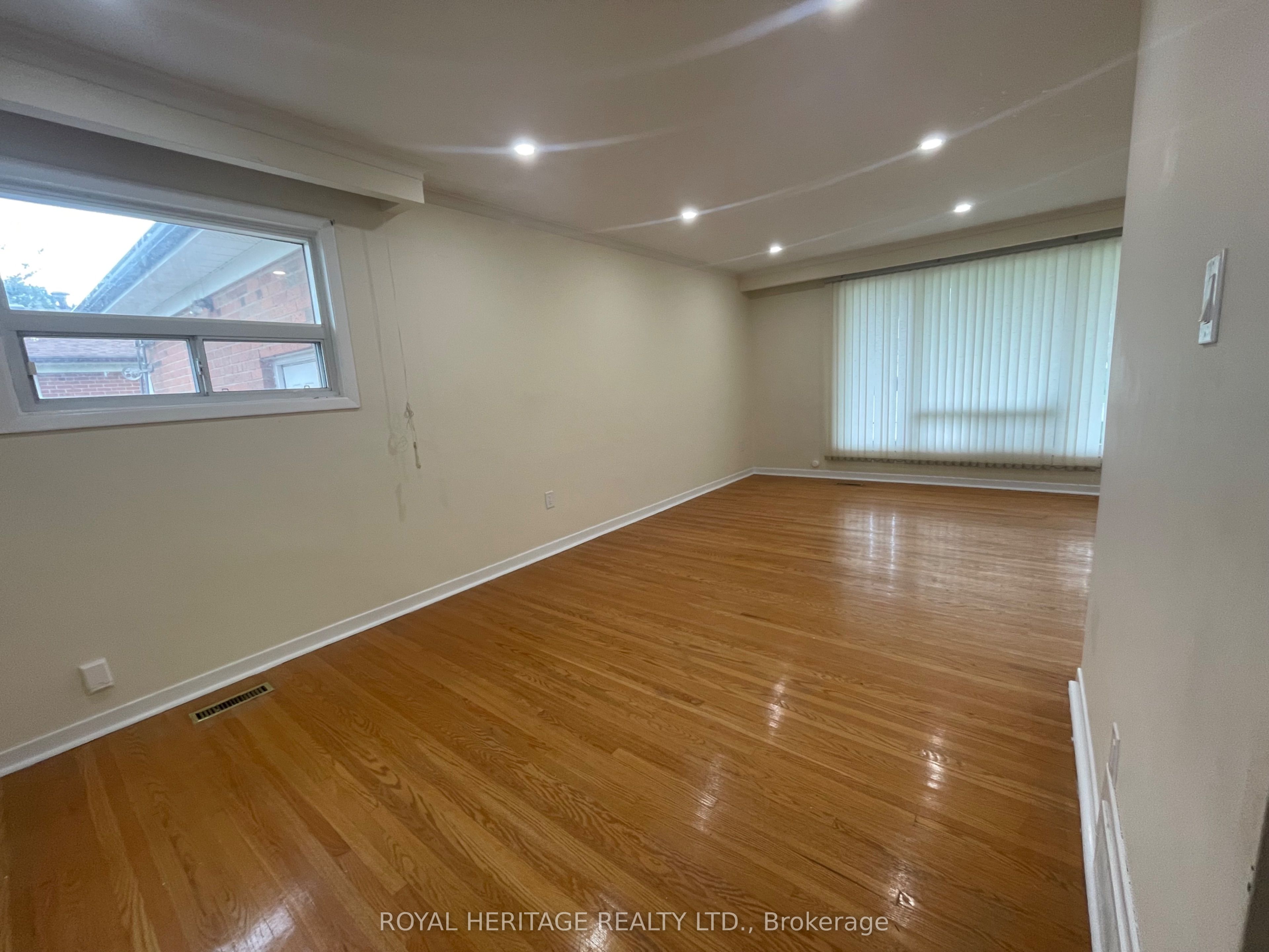Additional image 6 of Main floor-281 Driftwood Avenue, Toronto, ON, M3N 2N6